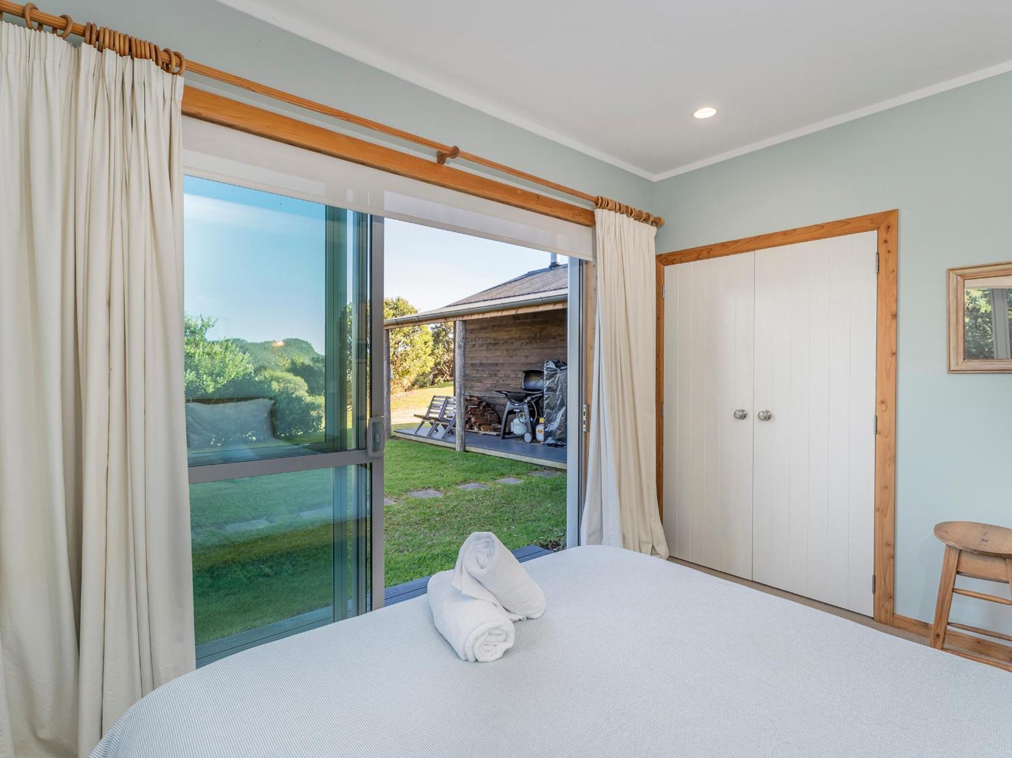 The Grandstand - Hahei Holiday Home Екстер'єр фото