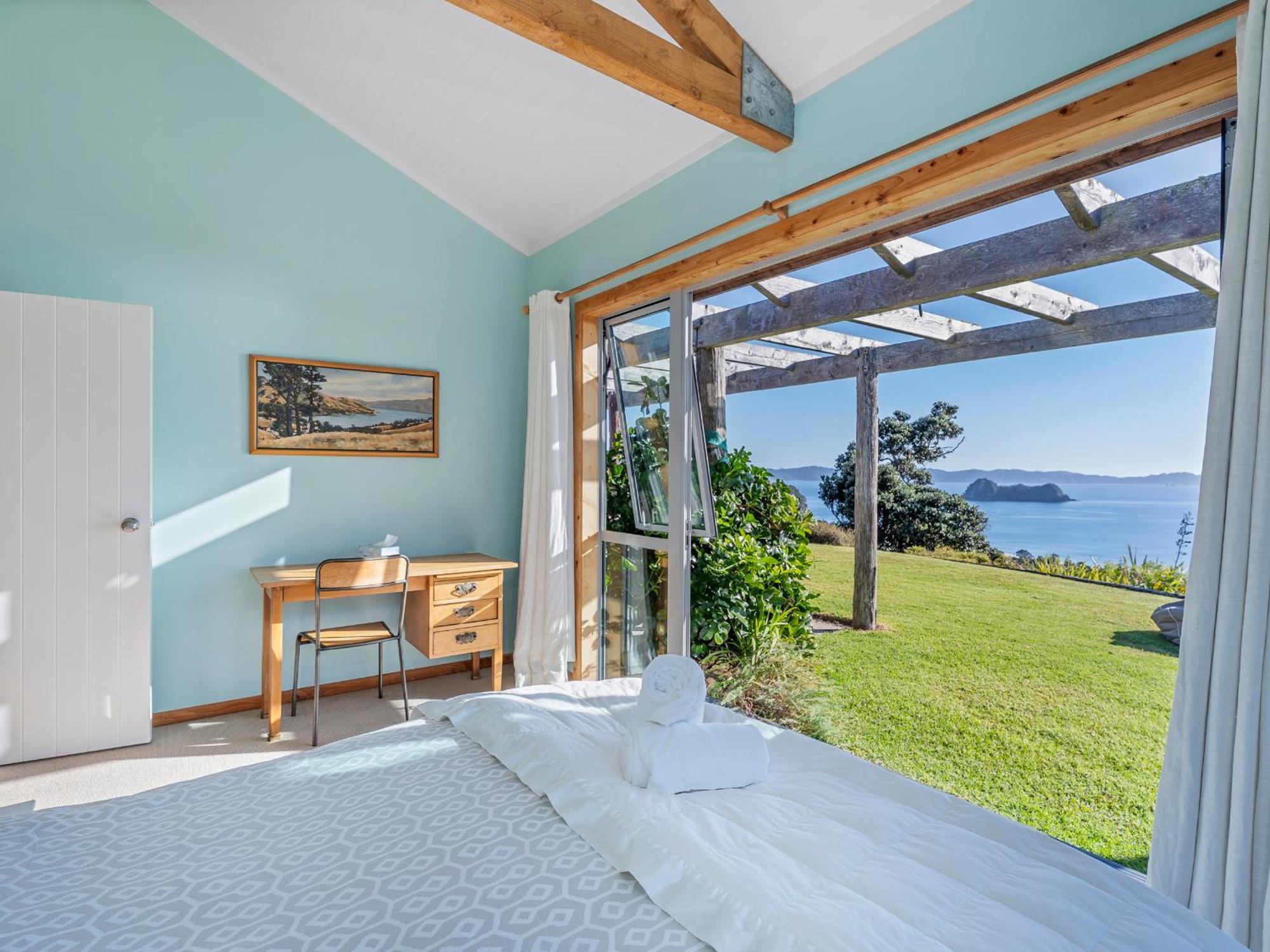 The Grandstand - Hahei Holiday Home Екстер'єр фото